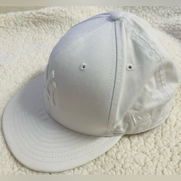 New era new york yankees white primary logo basic cap - Picture 2 of 9